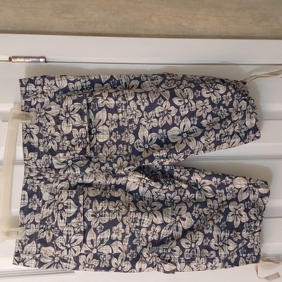 Board shorts / cargo unisex tag says size 11 - Picture 3 of 5